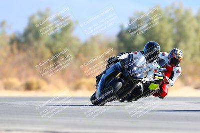 media/Jan-08-2022-SoCal Trackdays (Sat) [[1ec2777125]]/Turn 7 (1035am)/